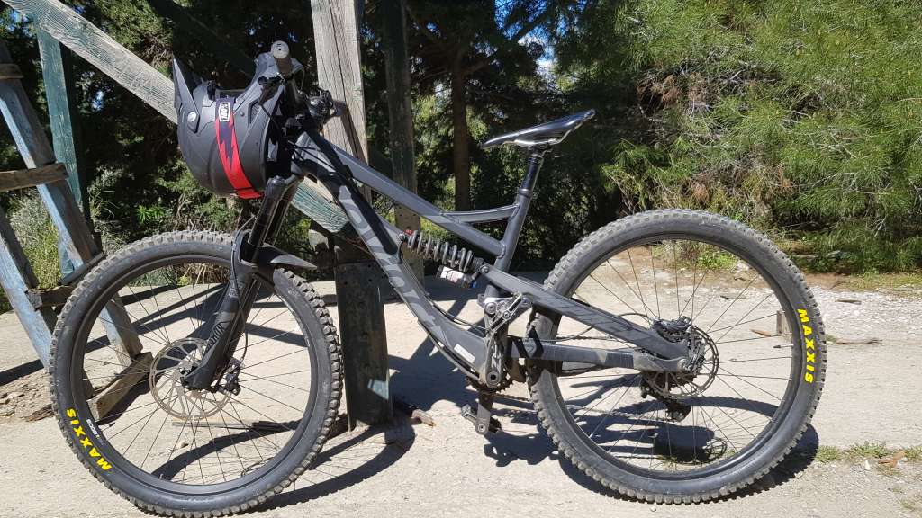 Devinci avec kit moteur pédalier électrique