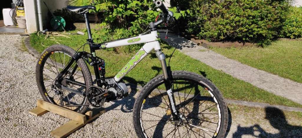 VTT Kona transformé en électrique