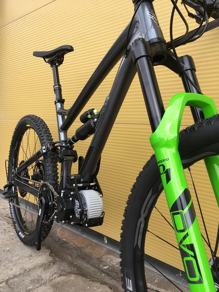 Vélo électrique léger