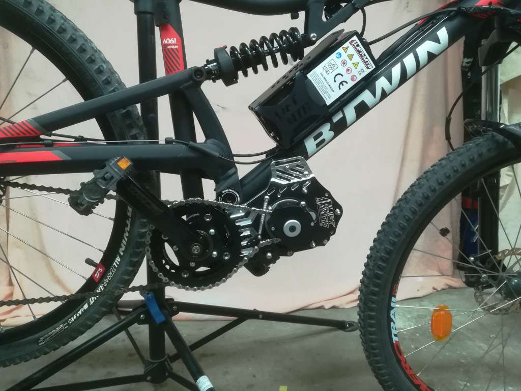 Moteur LIFT-MTB installé sur un btwin