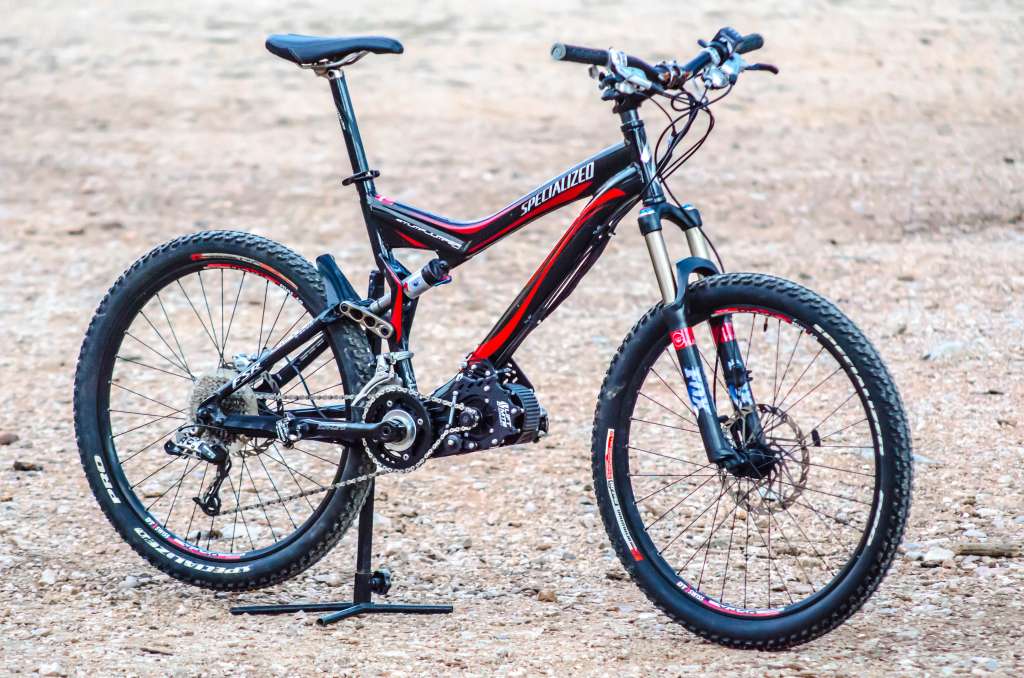 specialized stumpjumper with electric motor kit bafang