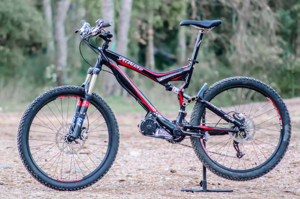 specialized stumpjumper with electric motor kit bafang