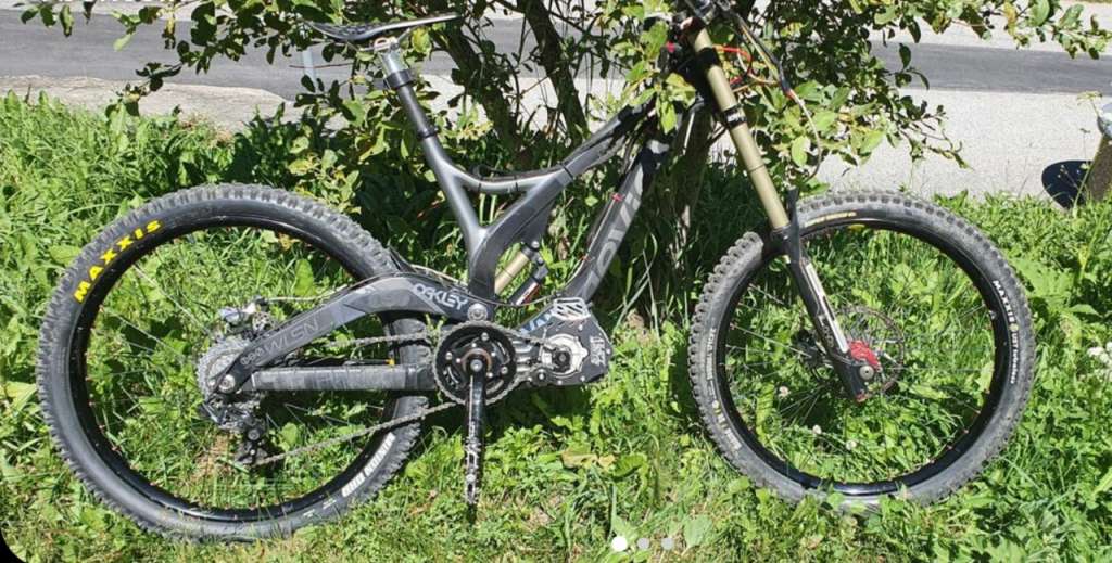 assistance électrique adaptable pour VTT Devinci